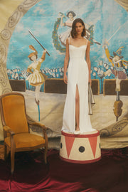 Robe de mariée à bretelles en crêpe couture