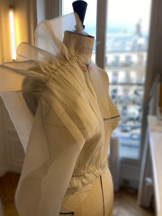 Mannequin drapé, atelier parisien