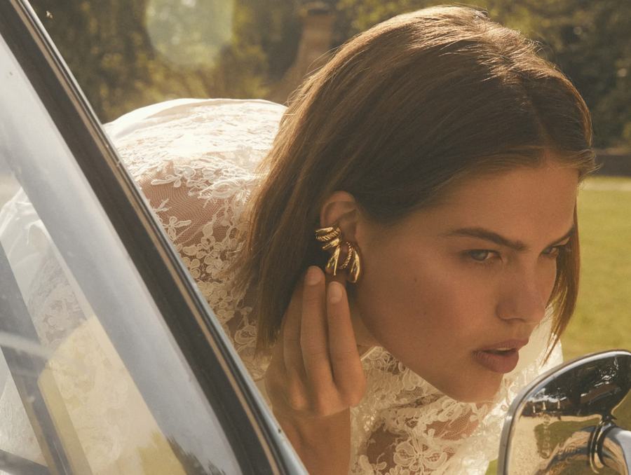 Ear cuff Cross et Capucin portés