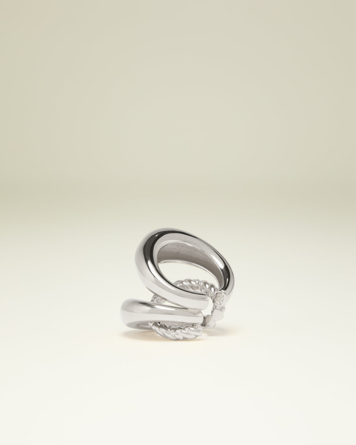 Ear cuff Cross