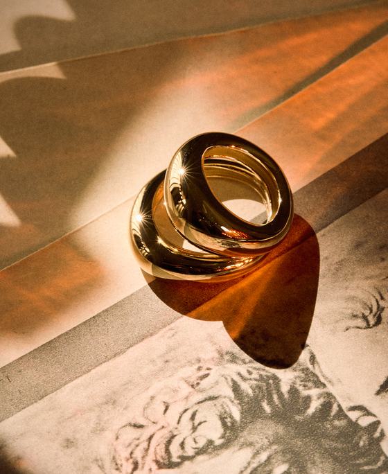 Bague Doma, or